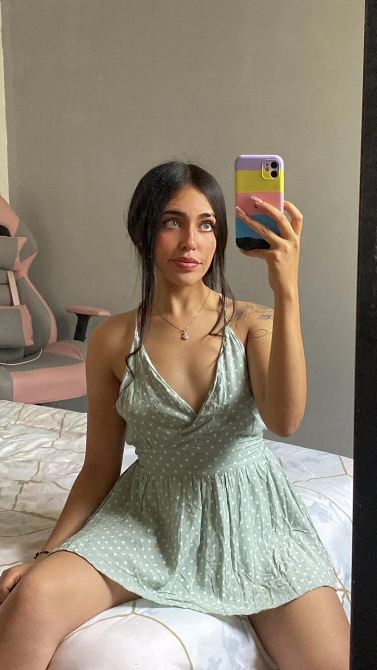 XXX Porn Photo of Nude DaphneUwu 573