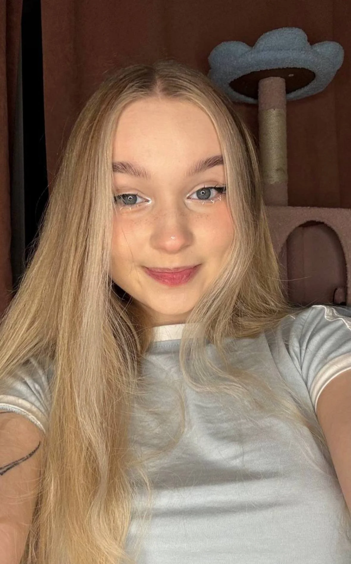XXX Porn Photo of Nude -baby-tiny- 1
