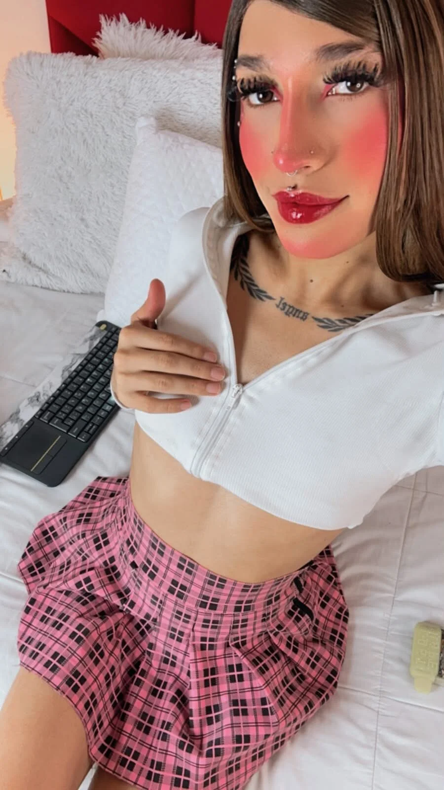 XXX Porn Photo of Nude Aria_Bugatti 9