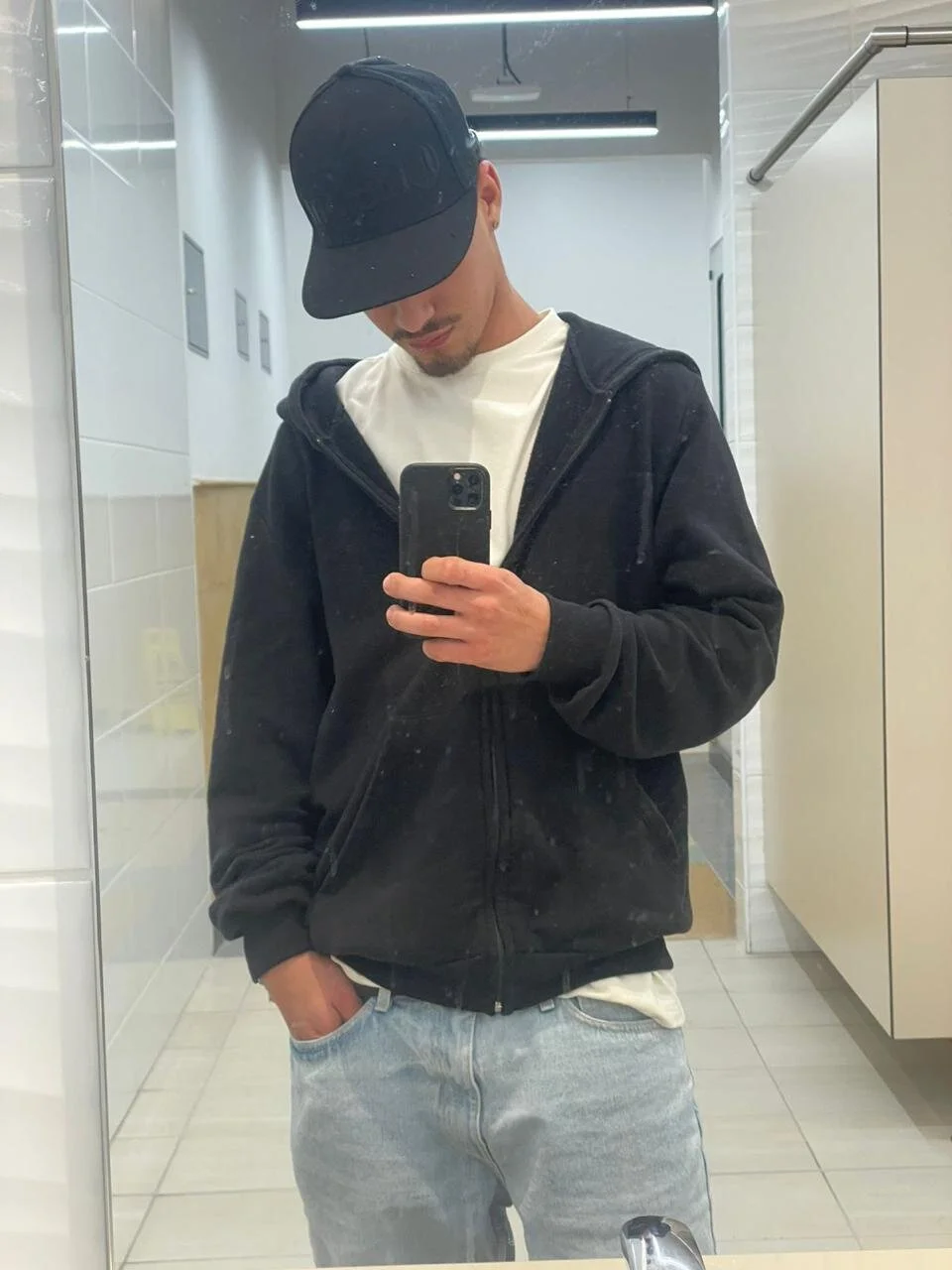 XXX Porn Photo of Nude Chandler_ken 2
