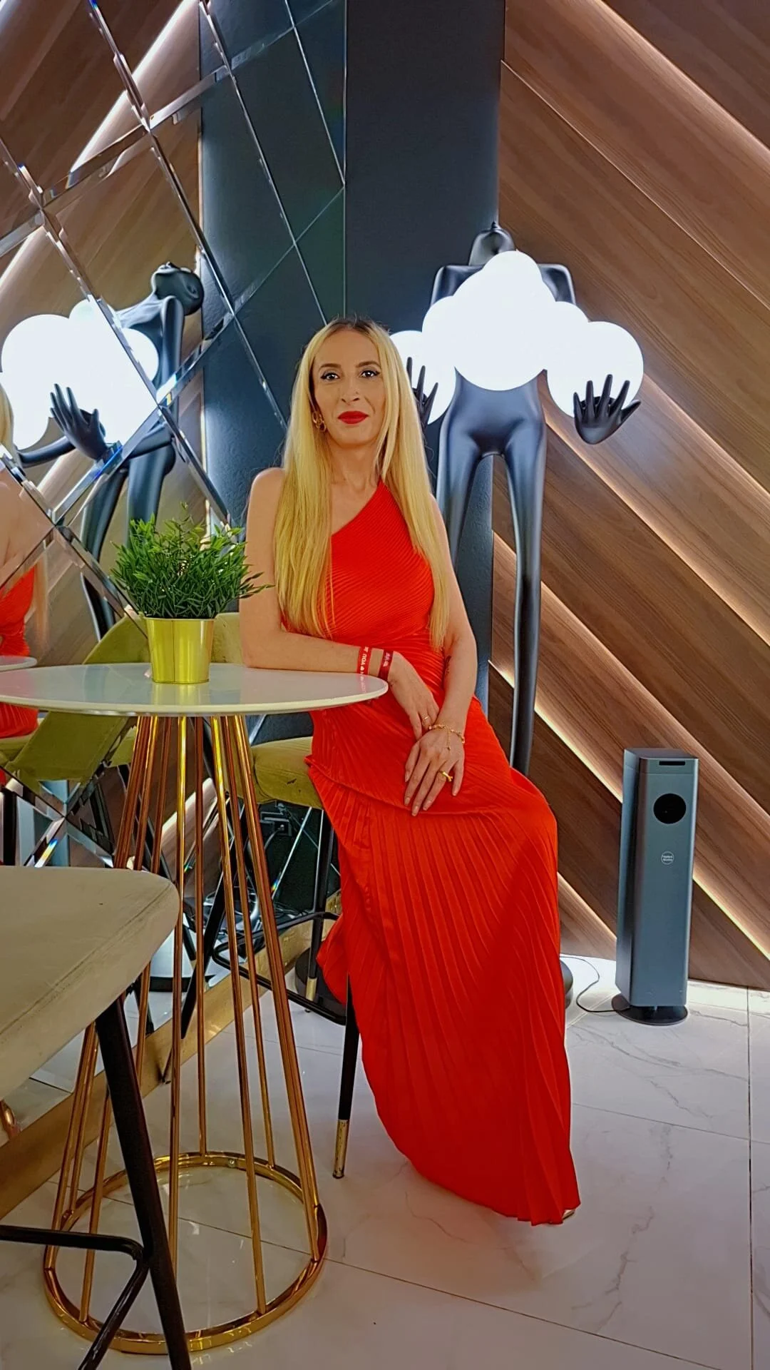 XXX Porn Photo of Nude AlexaBarnes 14