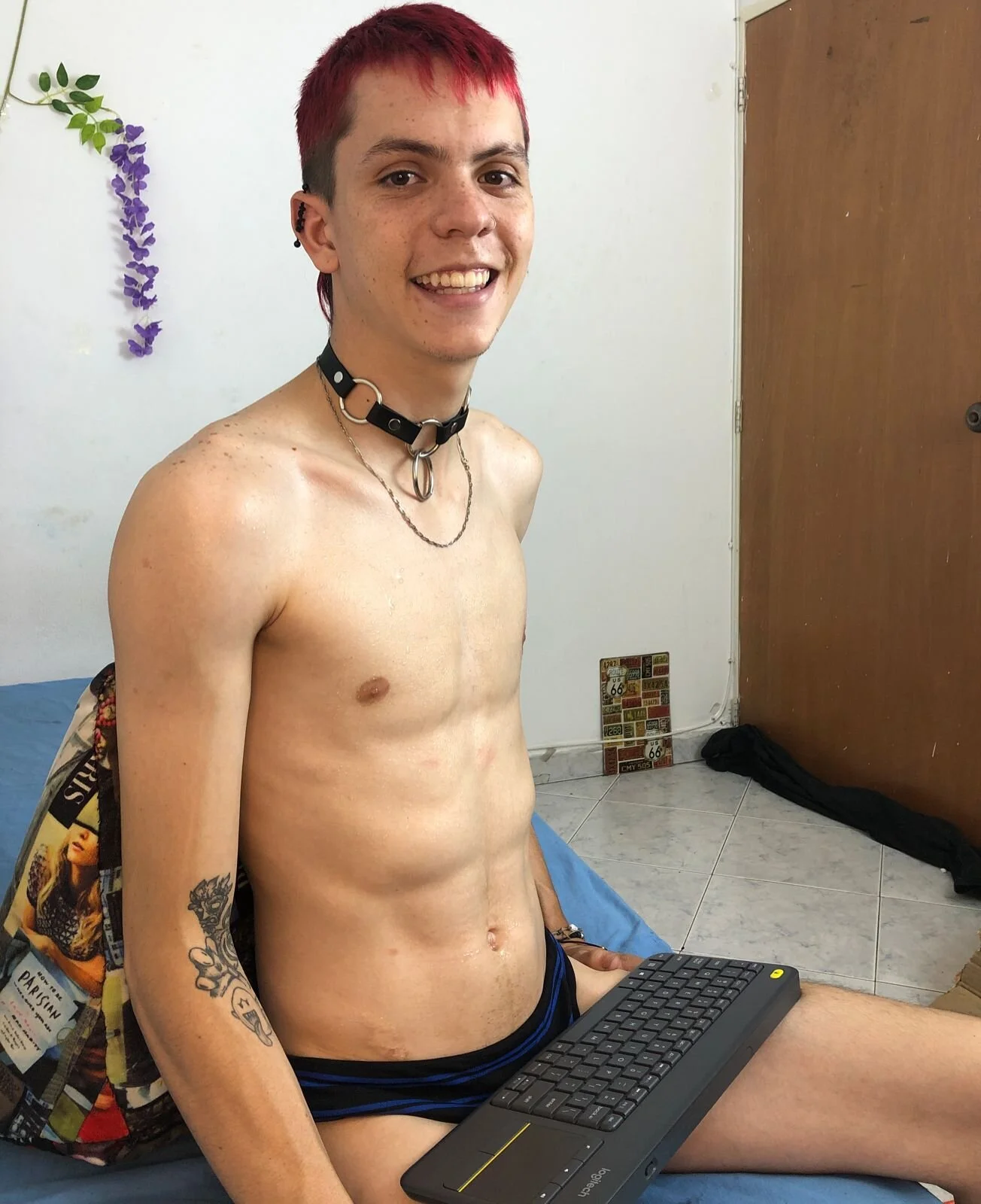 XXX Porn Photo of Nude Twink_Temptation 1