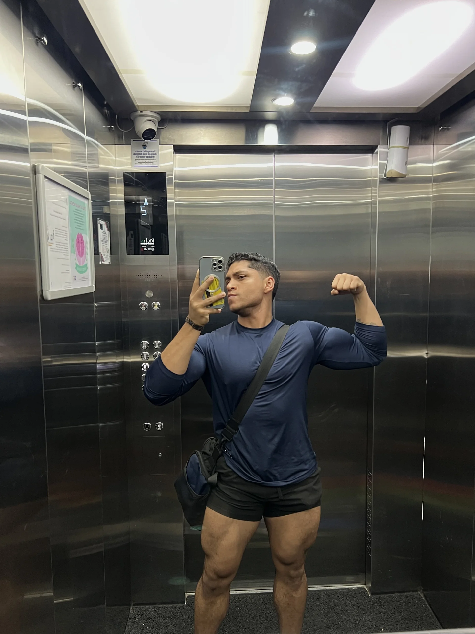 XXX Porn Photo of Nude Nicolasmontoya16 70