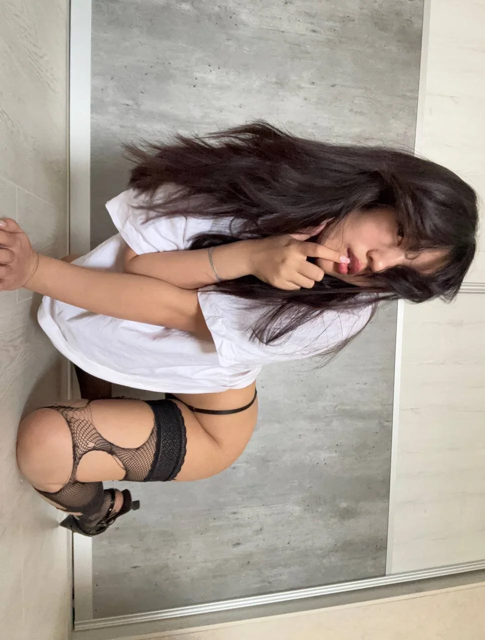 XXX Porn Photo of Nude MoiraEger 219