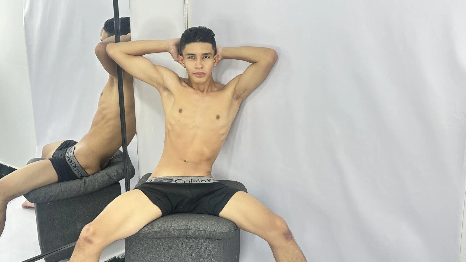 XXX Porn Photo of Nude evanscollins 2