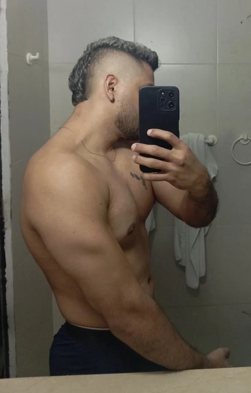 XXX Porn Photo of Nude Ryan_xc1 7