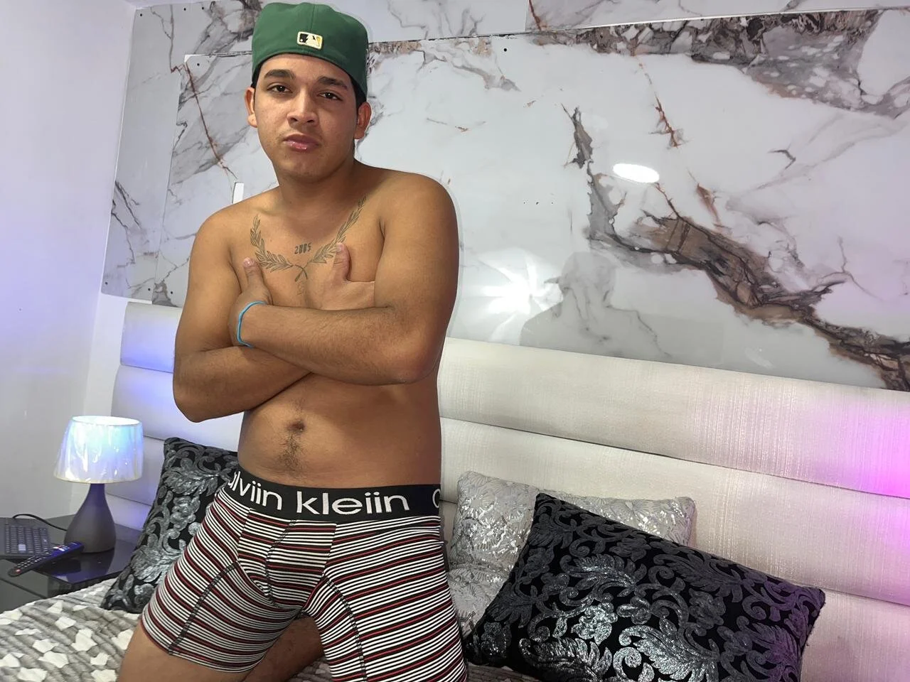 XXX Porn Photo of Nude davisito_26 10
