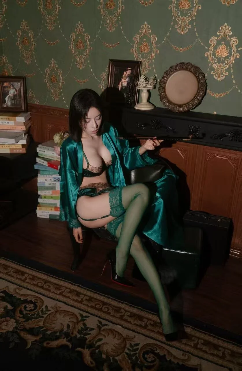 XXX Porn Photo of Nude CelestianofNight 240