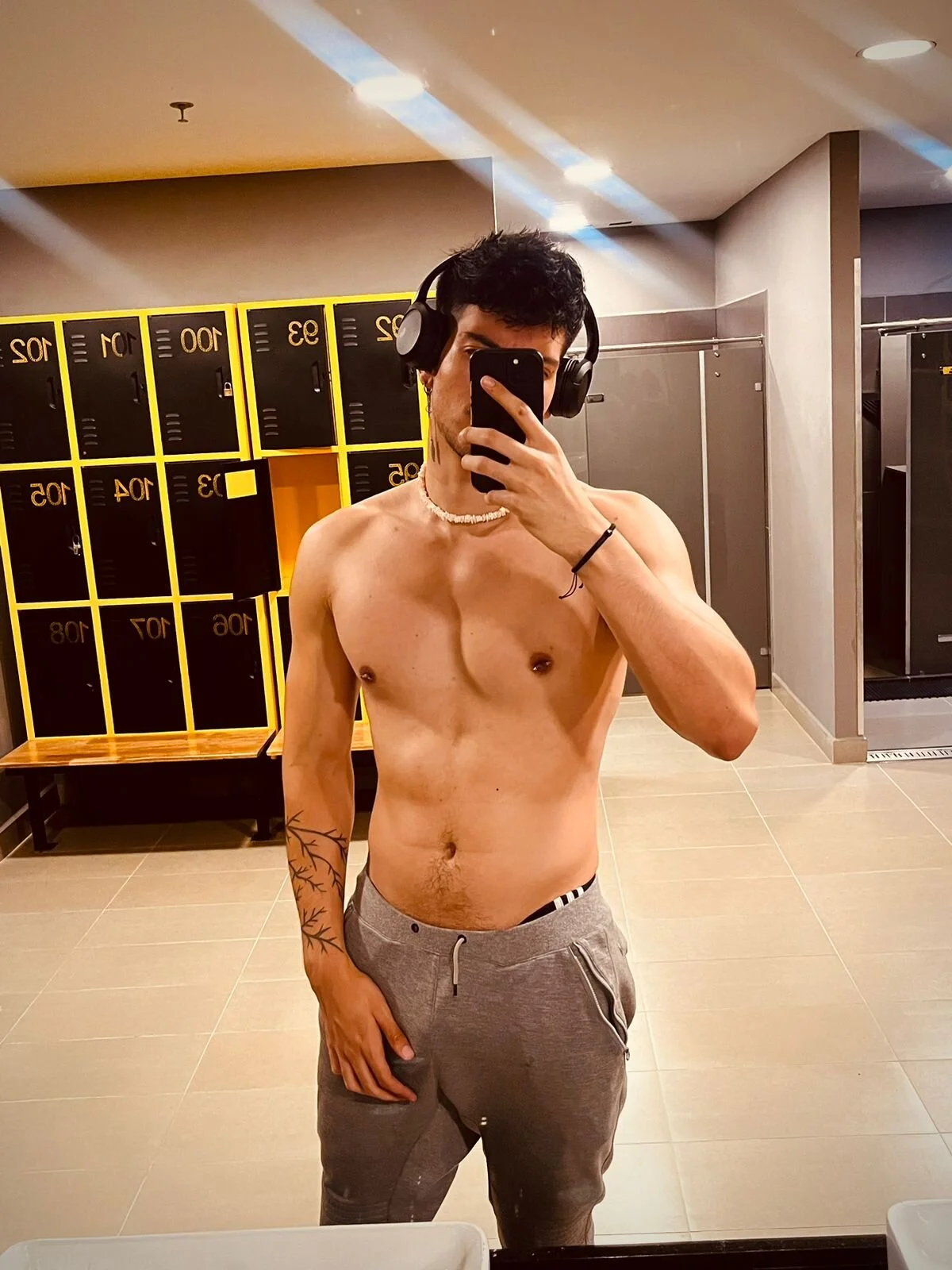 XXX Porn Photo of Nude bbbeachboy 45