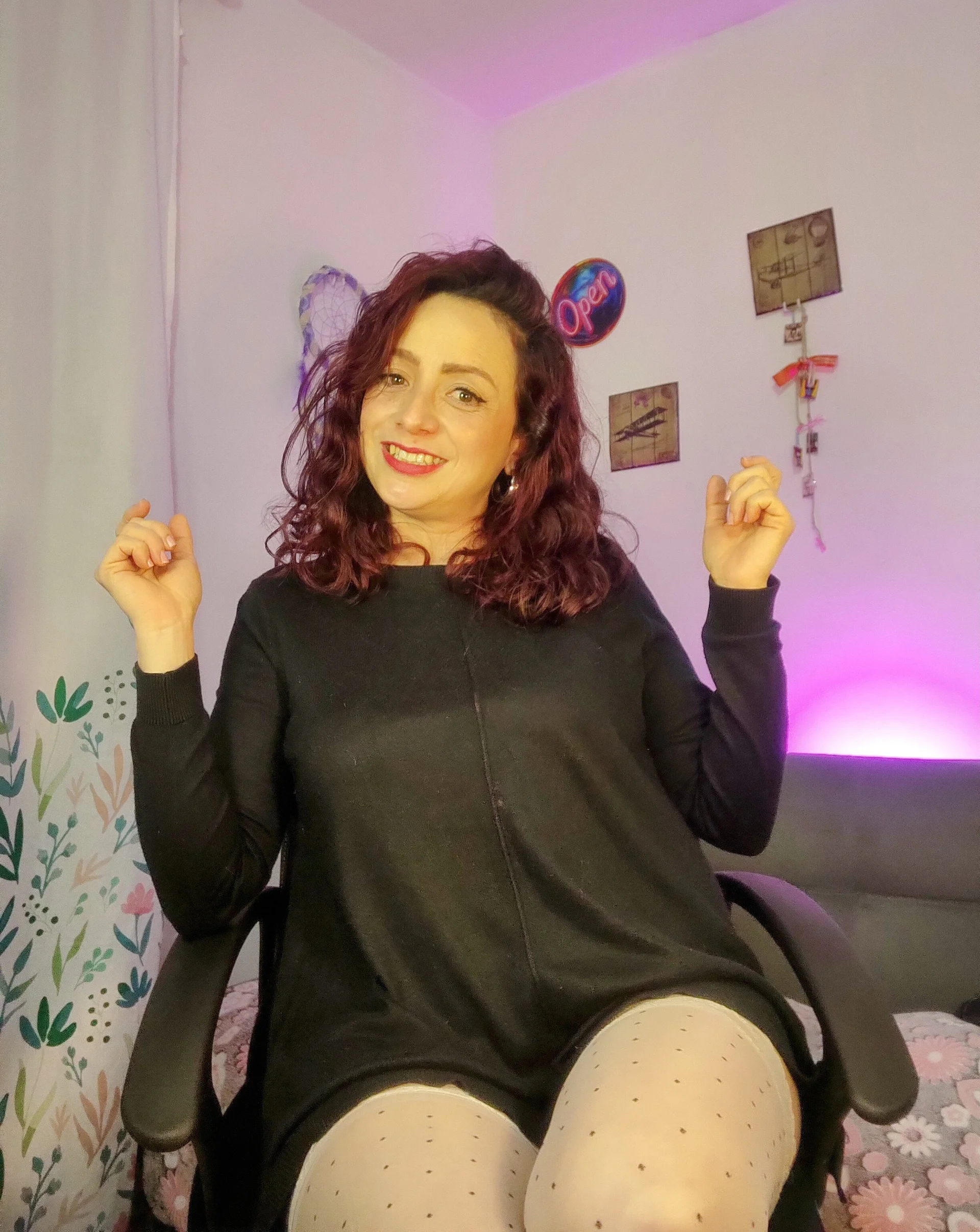 XXX Porn Photo of Nude Katicalatinmilf 8