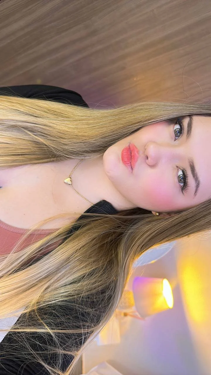 XXX Porn Photo of Nude KiimTyler_ 25