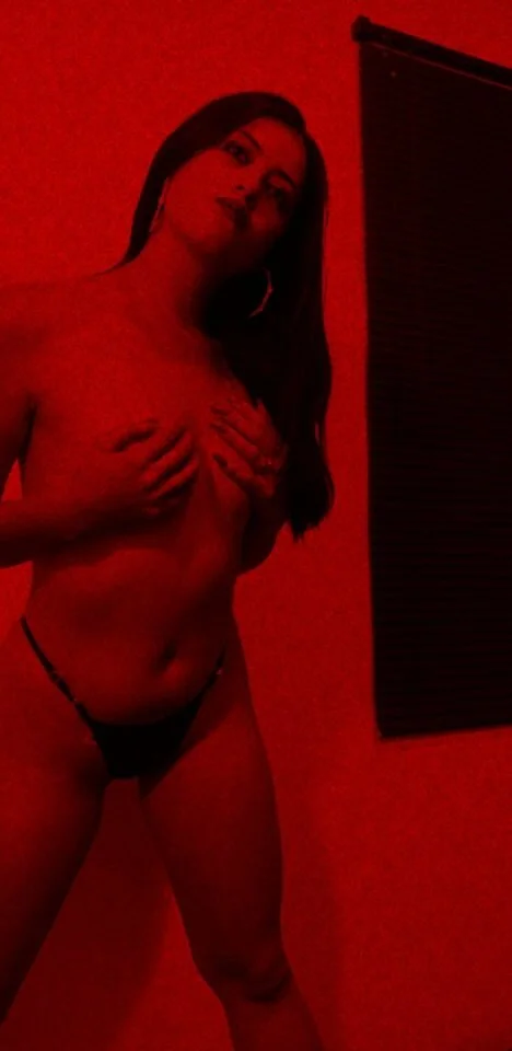 XXX Porn Photo of Nude ChanellGV 10