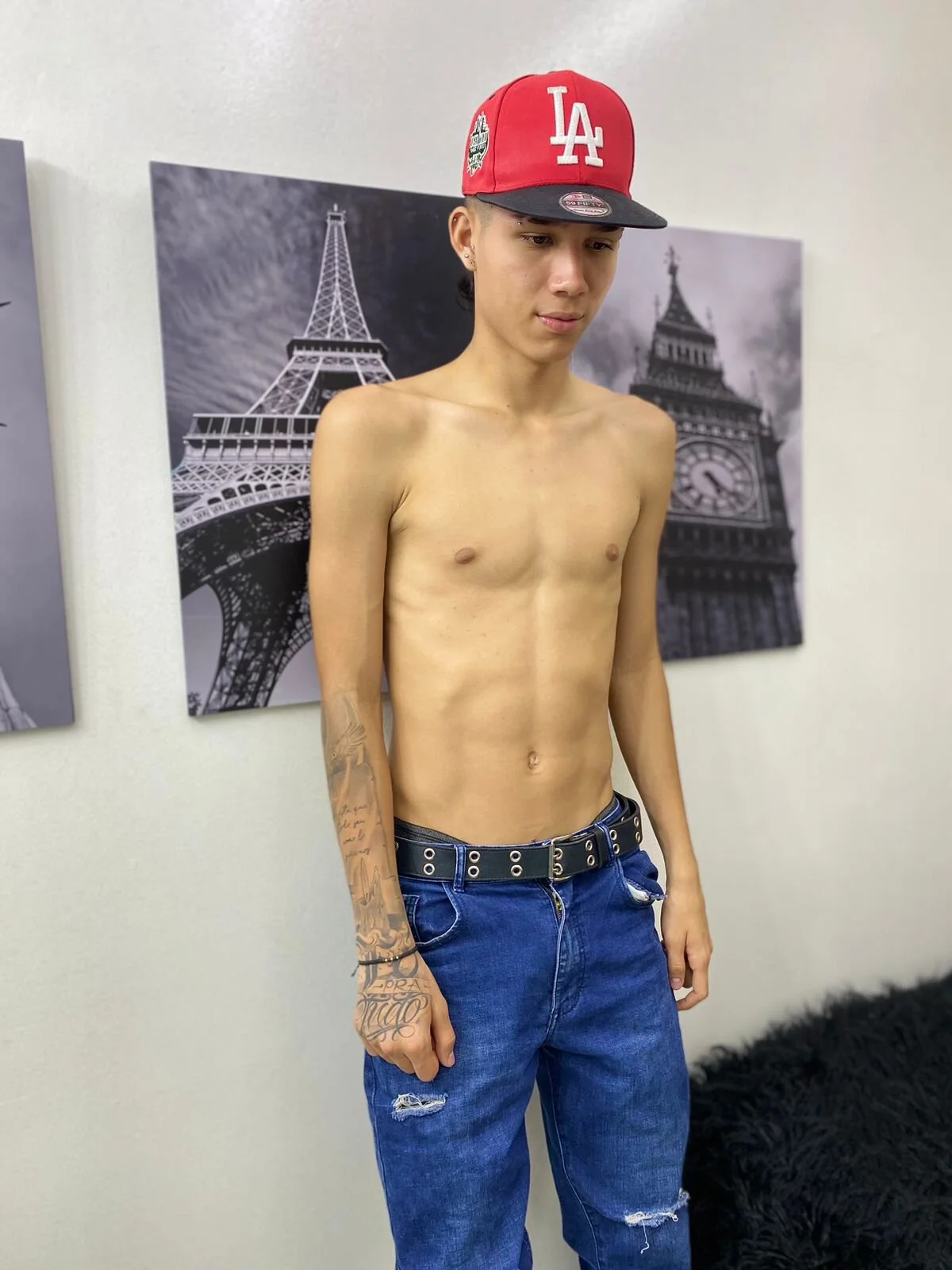 XXX Porn Photo of Nude paul_ponce 4