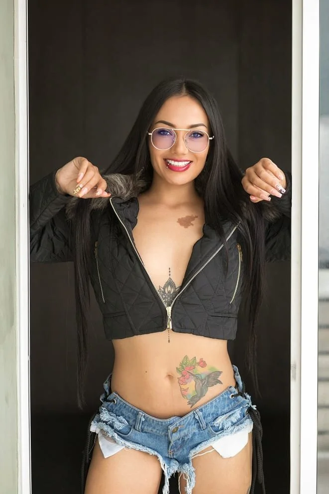 XXX Porn Photo of Nude sexycharlottesamantha 13