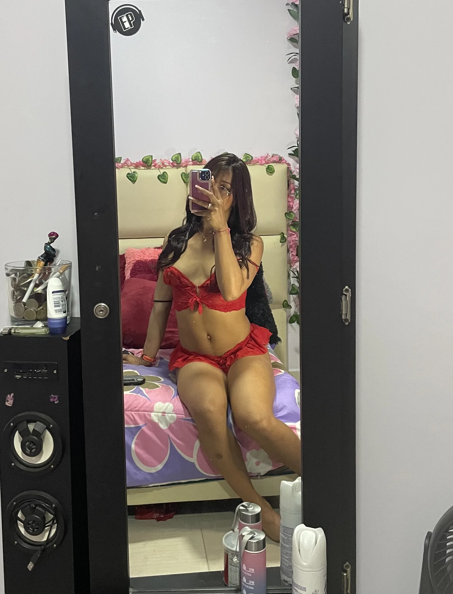 XXX Porn Photo of Nude kymmgolden 13