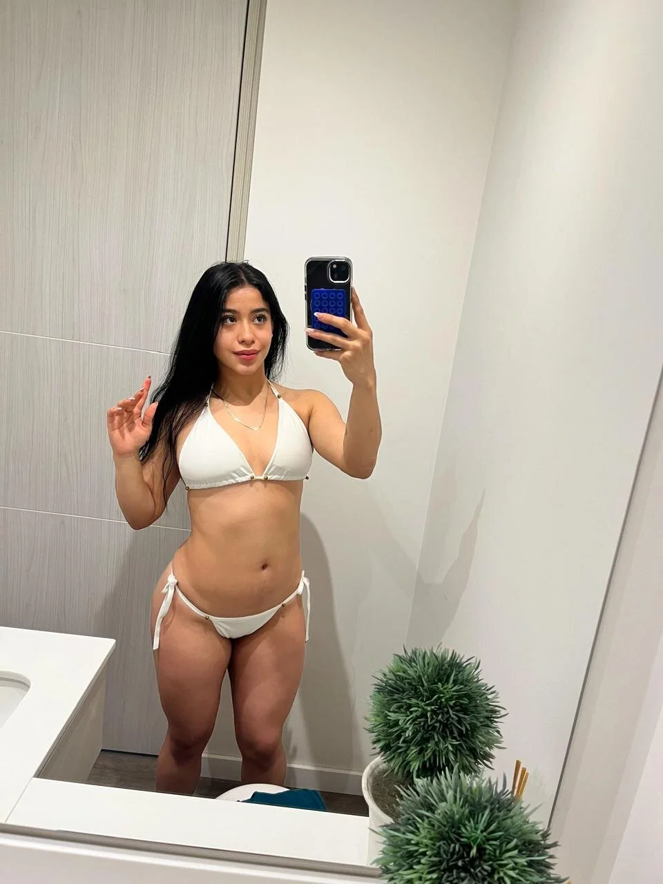 XXX Porn Photo of Nude victoria_fire_ 1