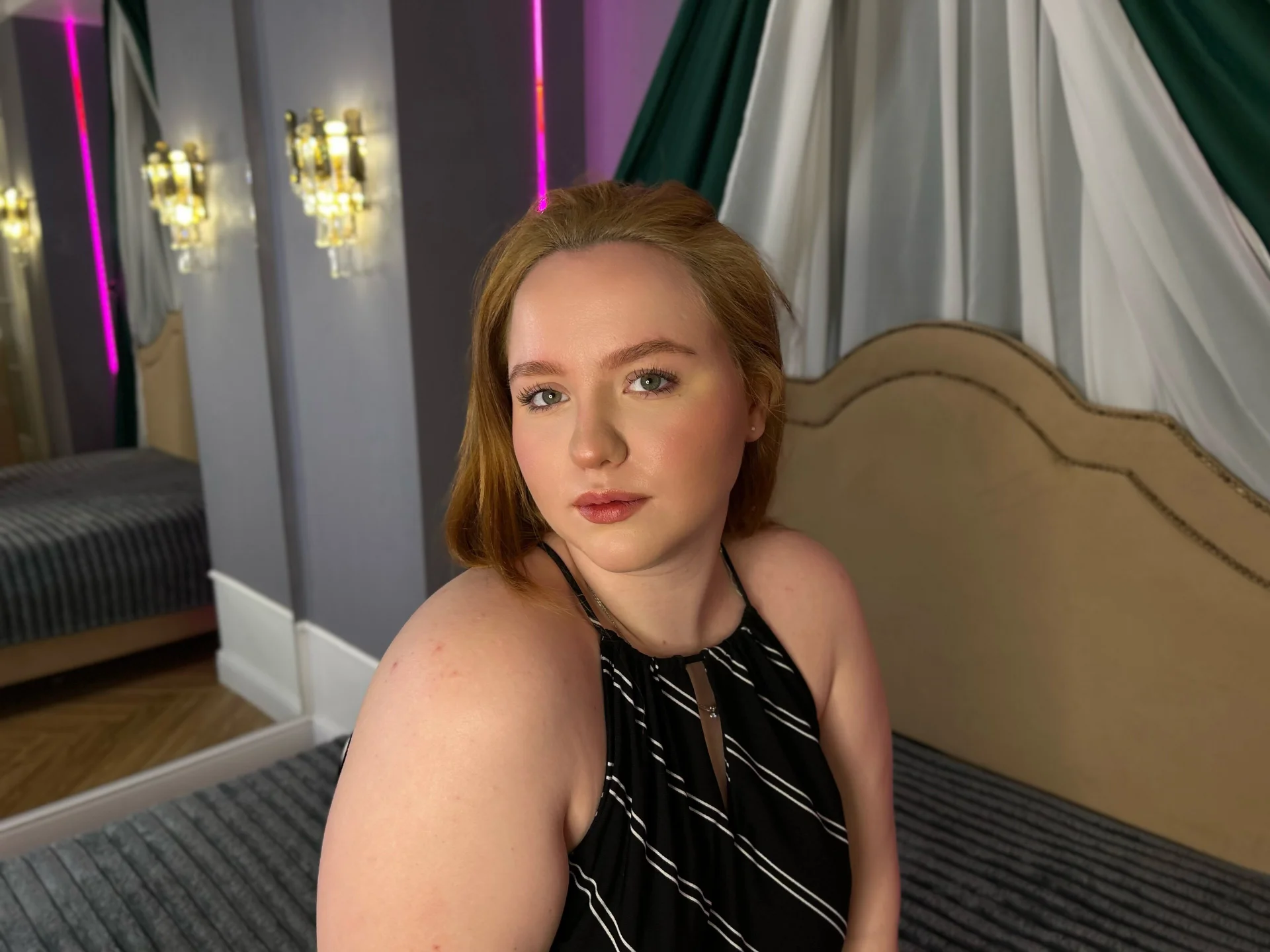 XXX Porn Photo of Nude MarianBush 6