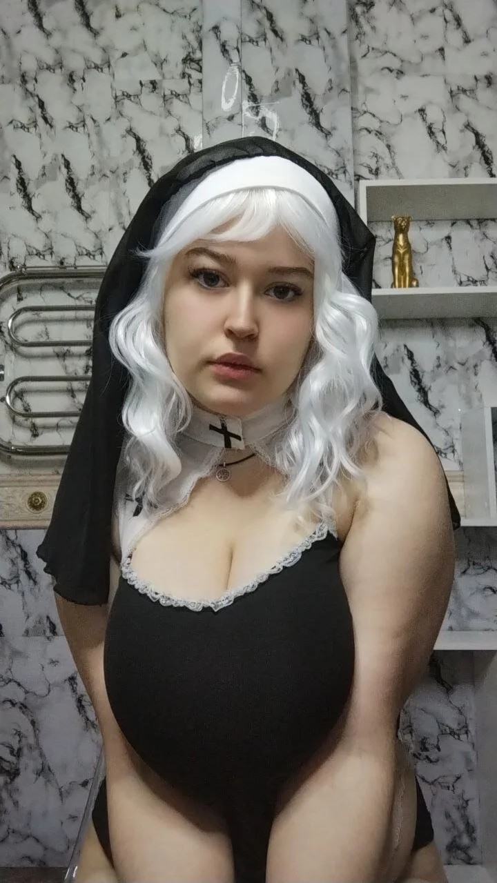 XXX Porn Photo of Nude HelenHartt 10