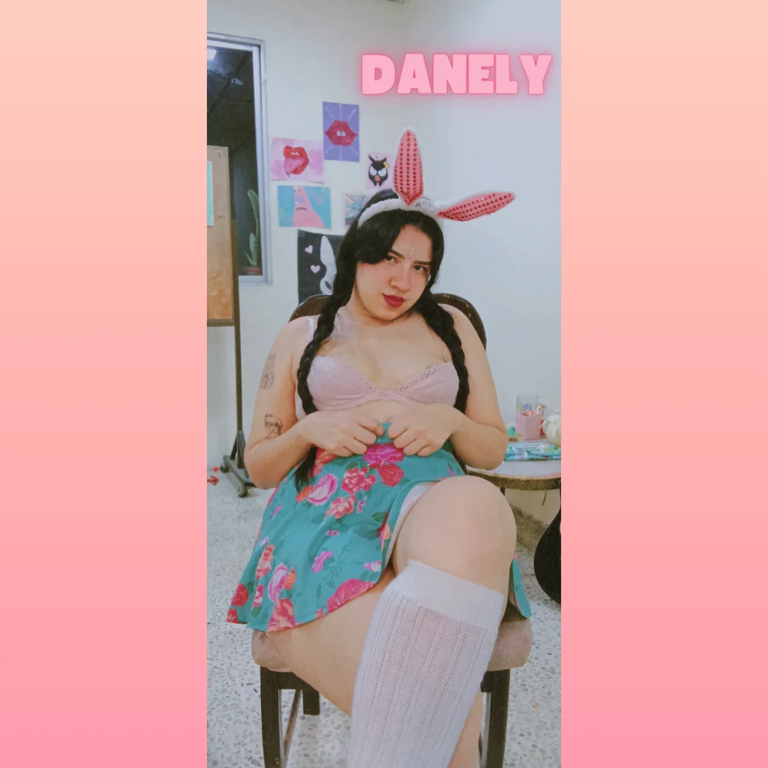 XXX Porn Photo of Nude Danelyhit 18