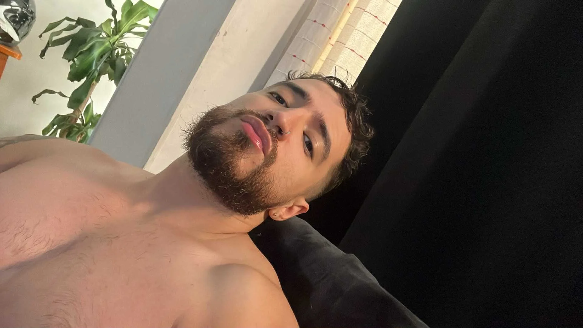 XXX Porn Photo of Nude bradley_martinez 48