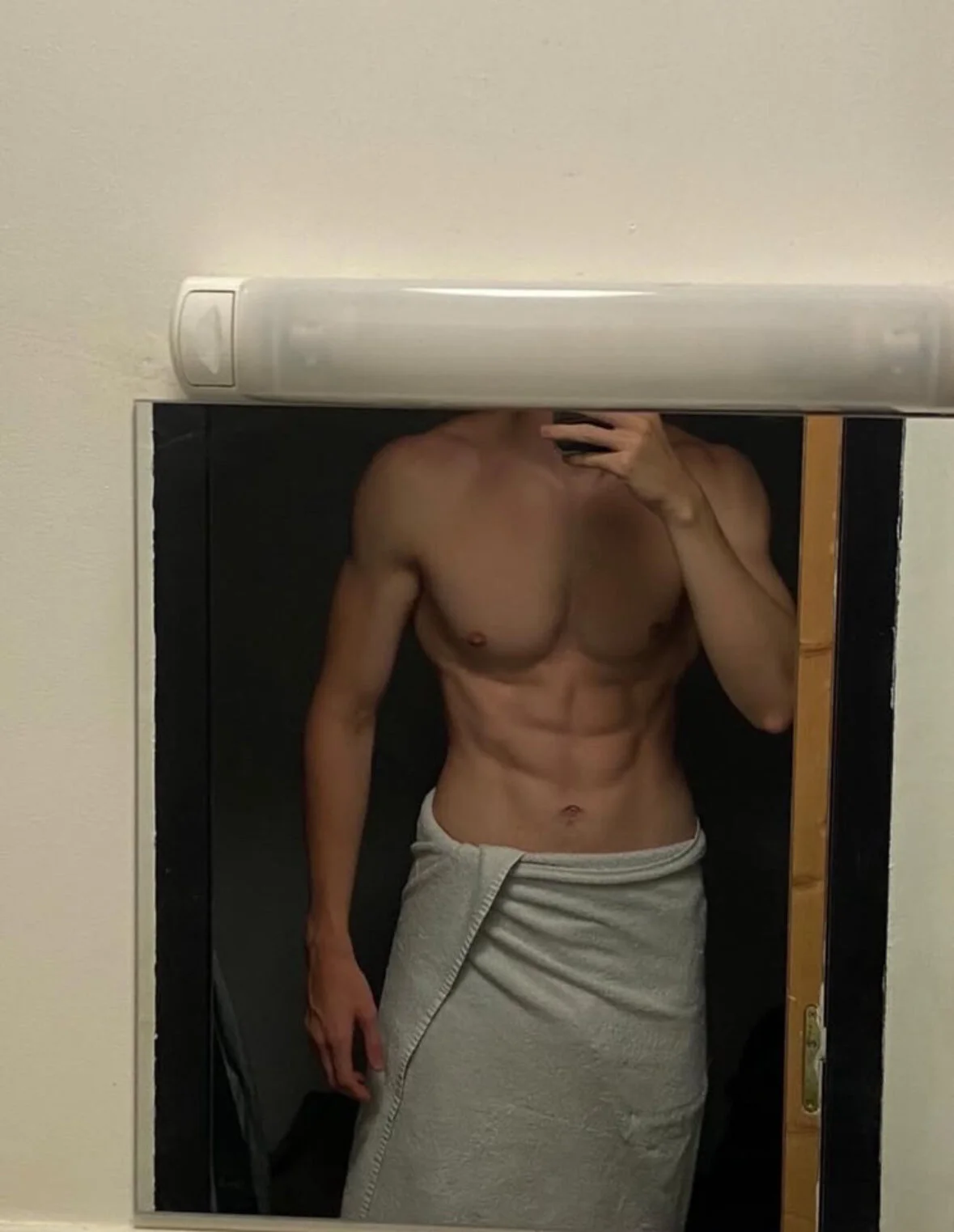 XXX Porn Photo of Nude BruceIsHorny_ 11