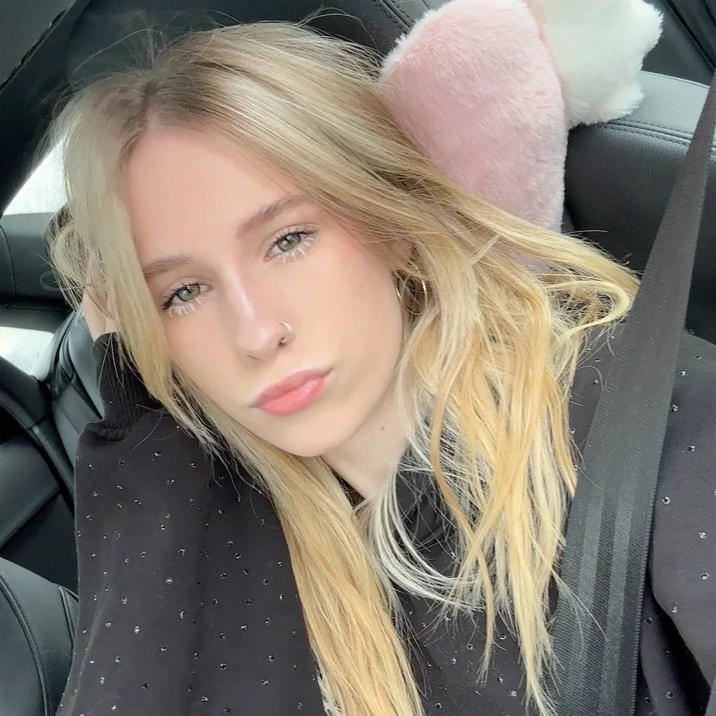XXX Porn Photo of Nude amily_sunray 5