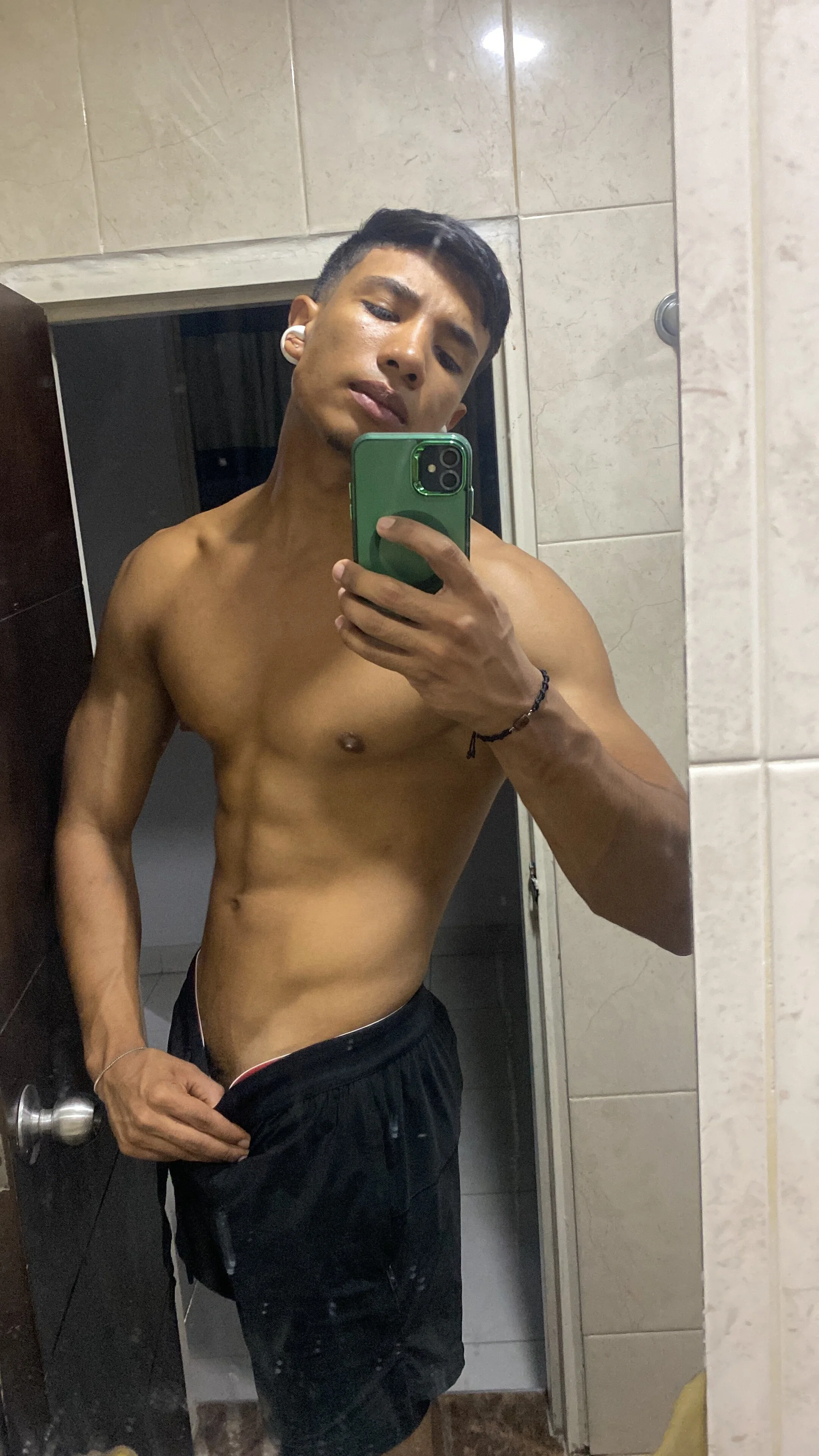 XXX Porn Photo of Nude JacksonCooper1 20
