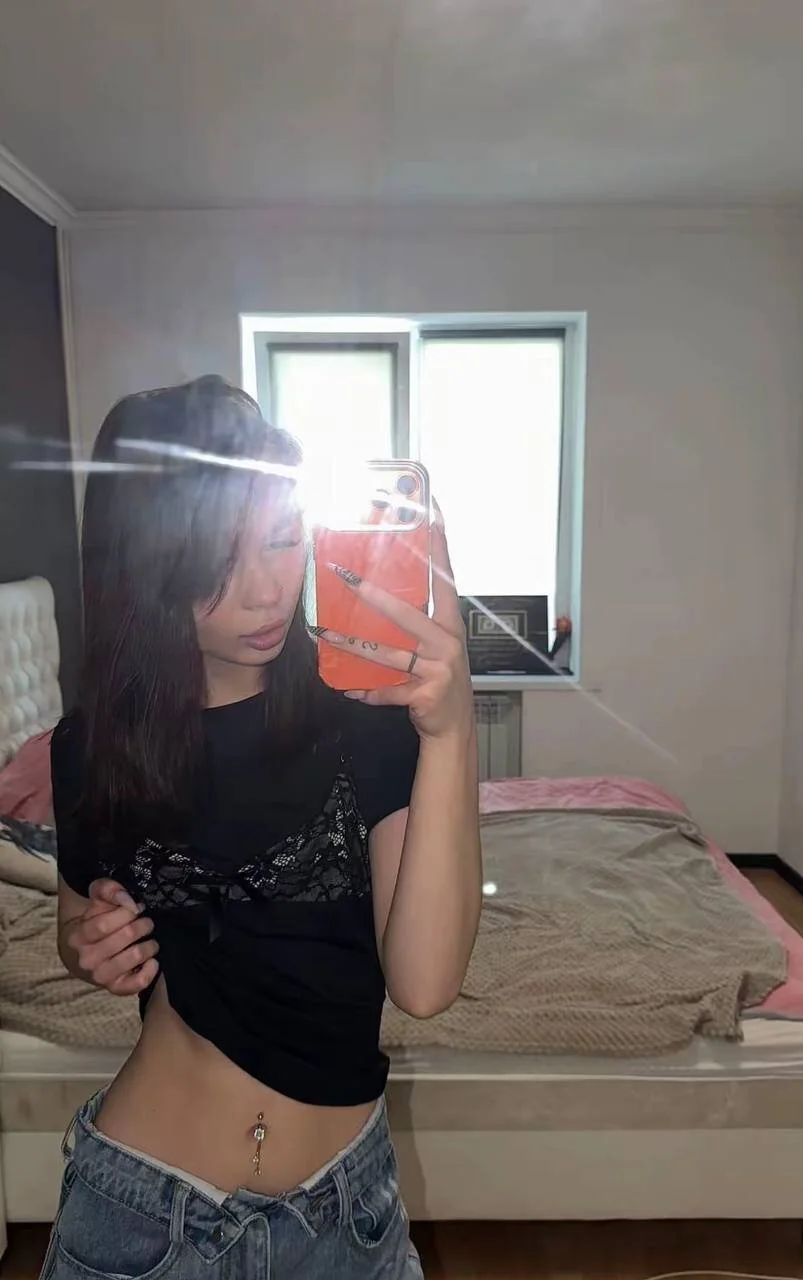 XXX Porn Photo of Nude wenitwu 3