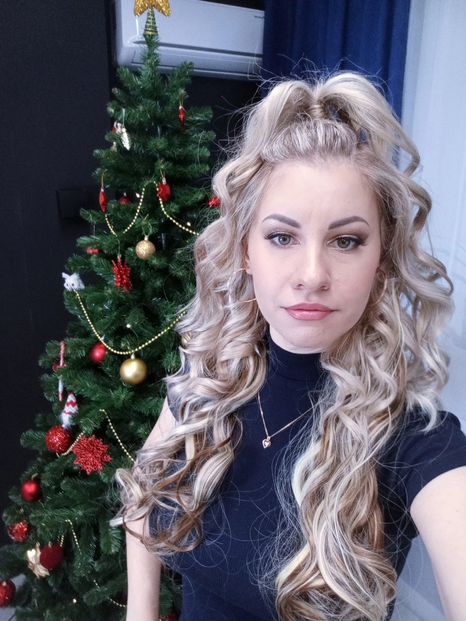 XXX Porn Photo of Nude TherestlessKitty 4