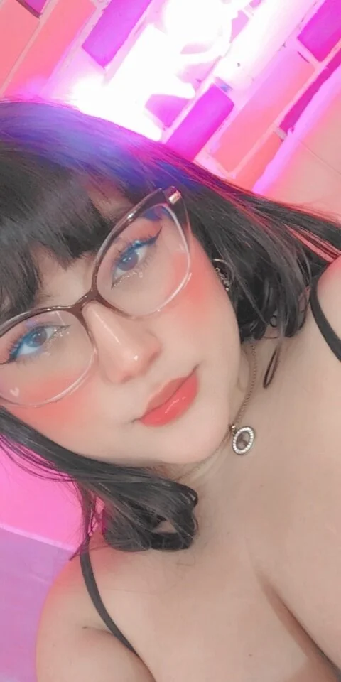 XXX Porn Photo of Nude limoncito_blossom 40