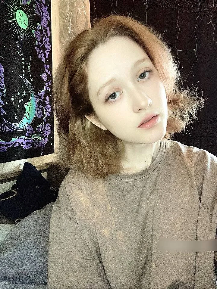 XXX Porn Photo of Nude LunaTerry 1