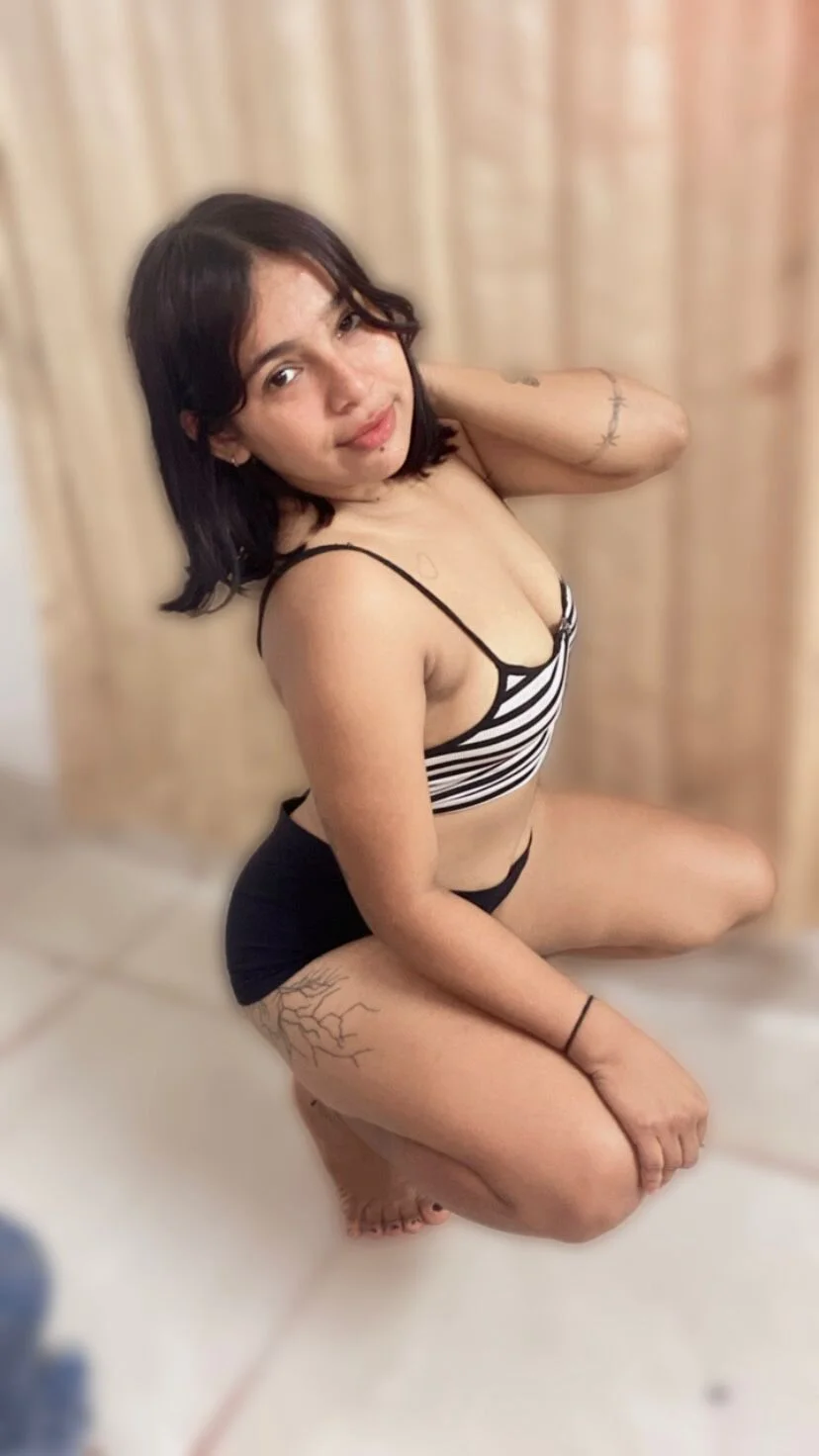 XXX Porn Photo of Nude aitana_honey8 3