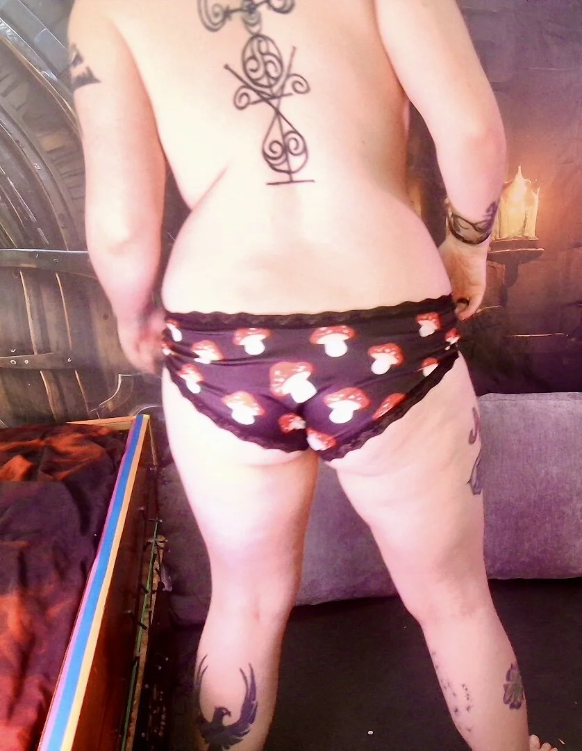 XXX Porn Photo of Nude pollypainprincess 15