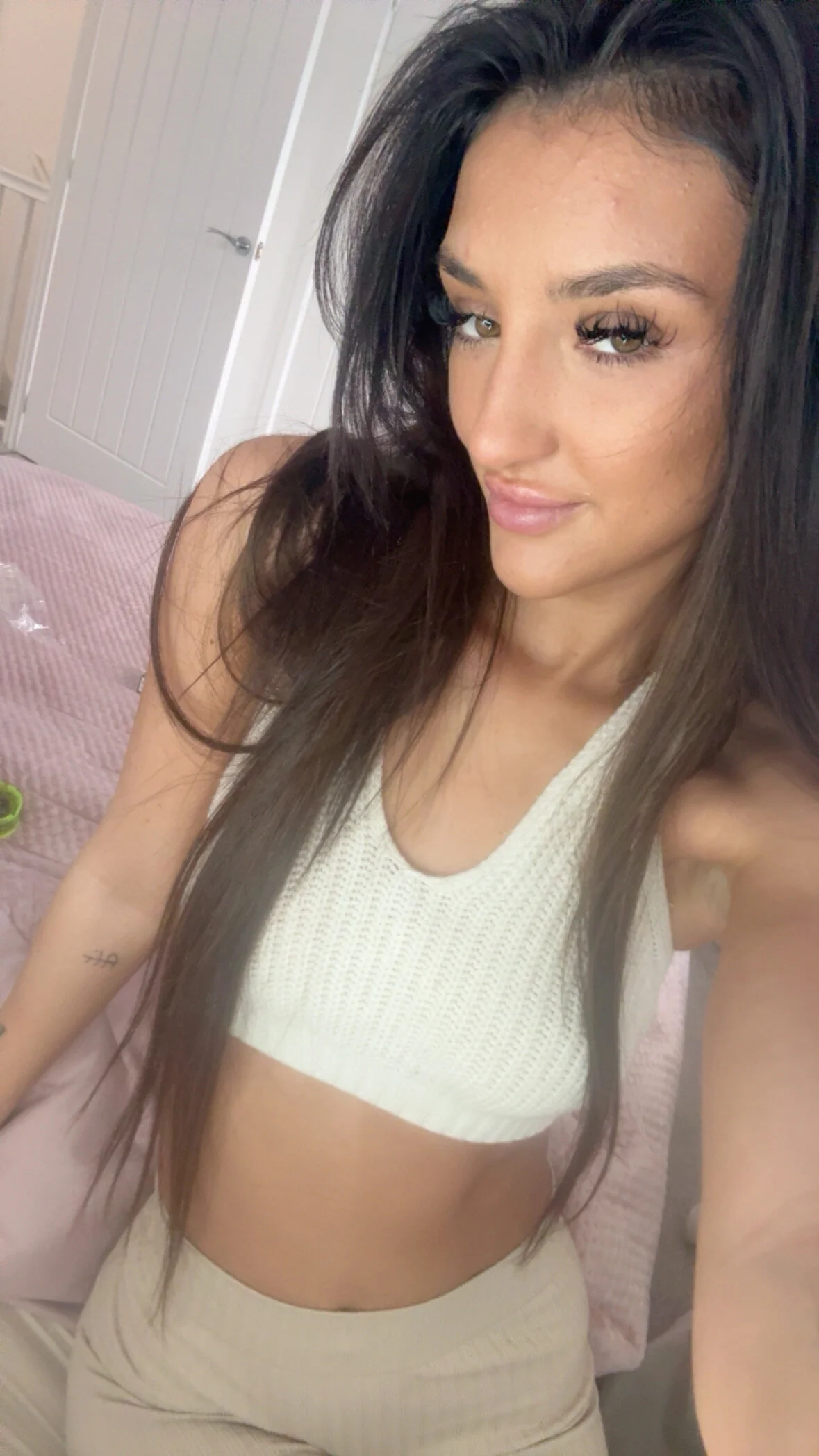 XXX Porn Photo of Nude naughtybella05 2