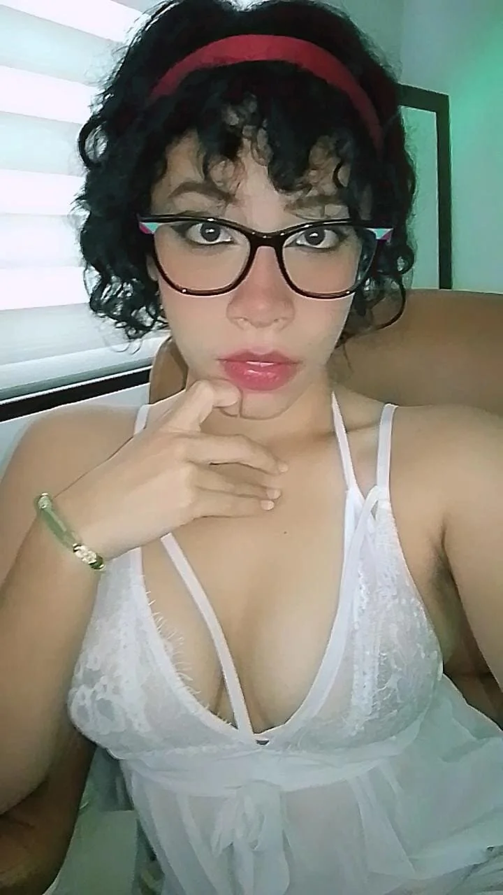 XXX Porn Photo of Nude Laena_Castillo 3