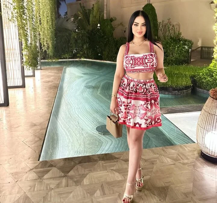 XXX Porn Photo of Nude AsilAbid 1