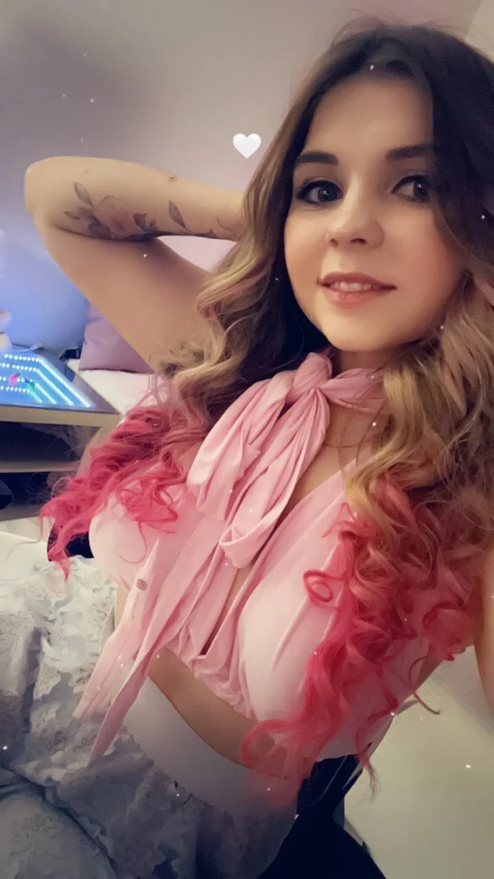 XXX Porn Photo of Nude Kate_Legend 2