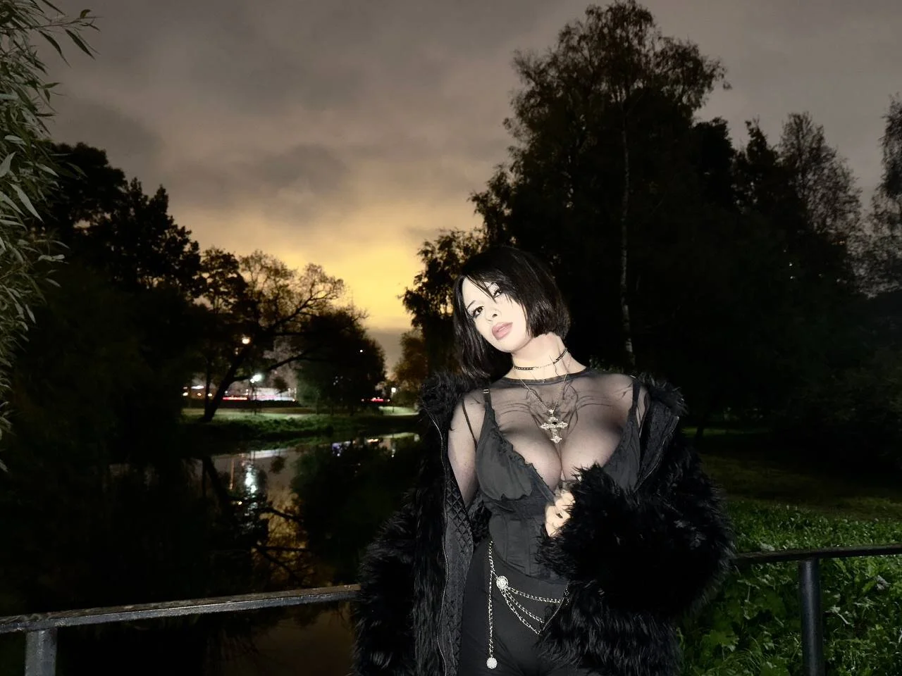 XXX Porn Photo of Nude IamLuna2006 19