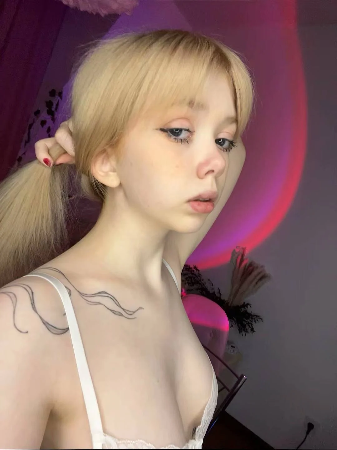 XXX Porn Photo of Nude Rochelle_kitty 4