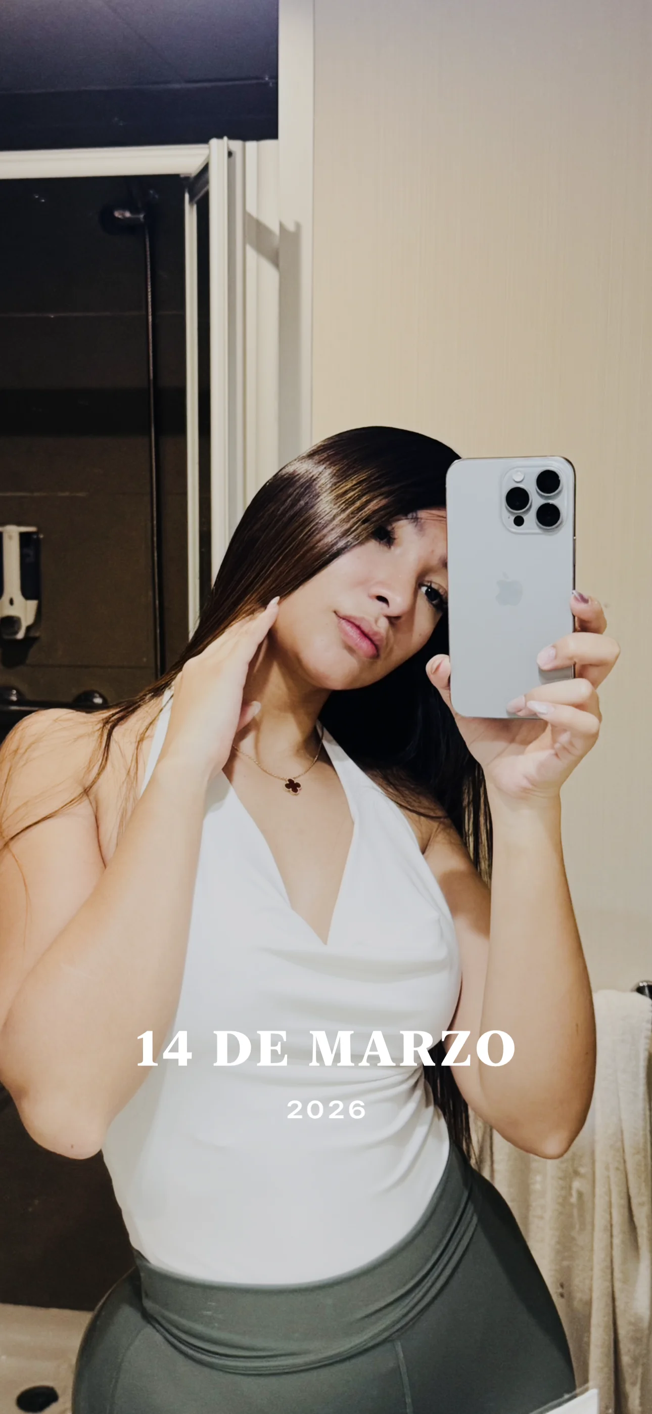 XXX Porn Photo of Nude Queeeeennn 7