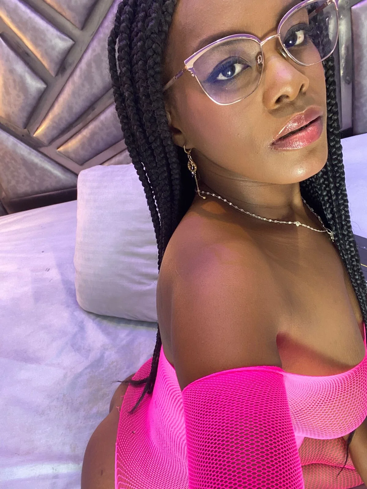 XXX Porn Photo of Nude HannaaGates 63