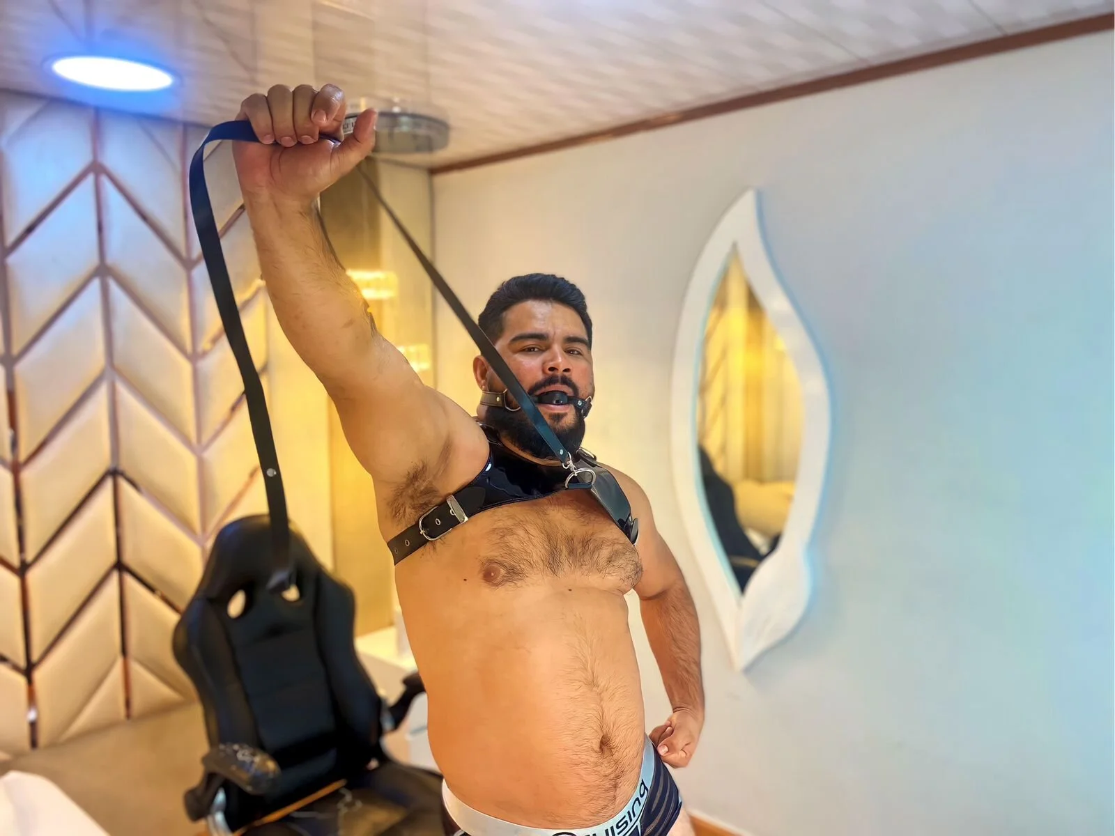 XXX Porn Photo of Nude MichaelBear_ 4