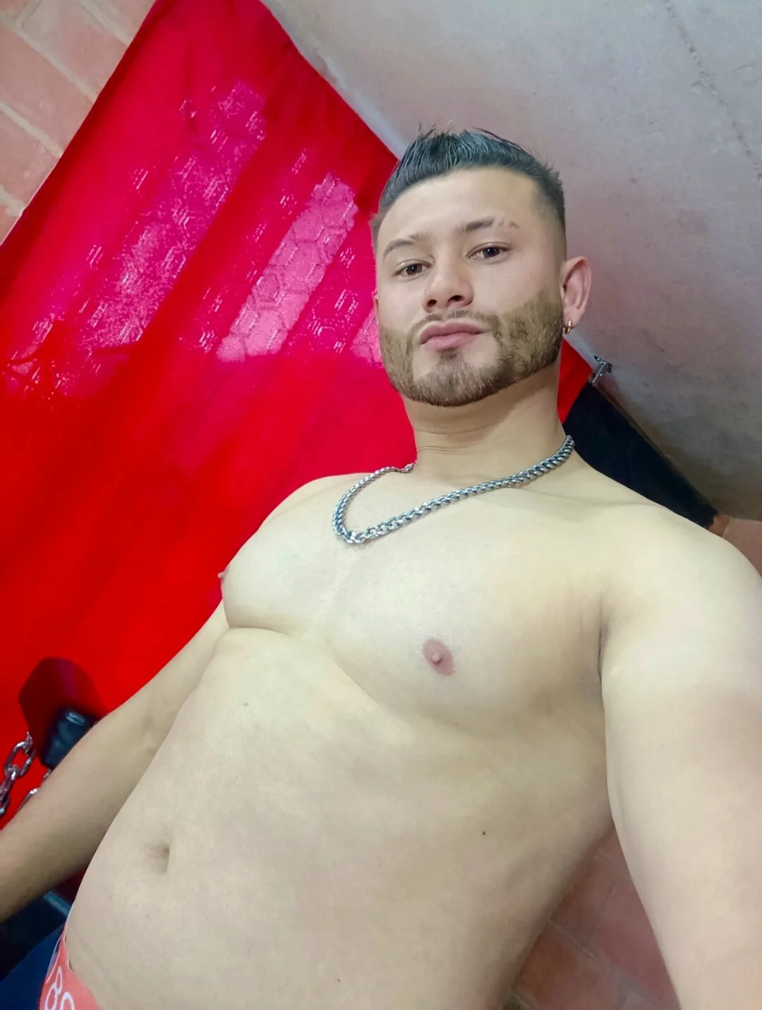 XXX Porn Photo of Nude MaxSteel_x 2