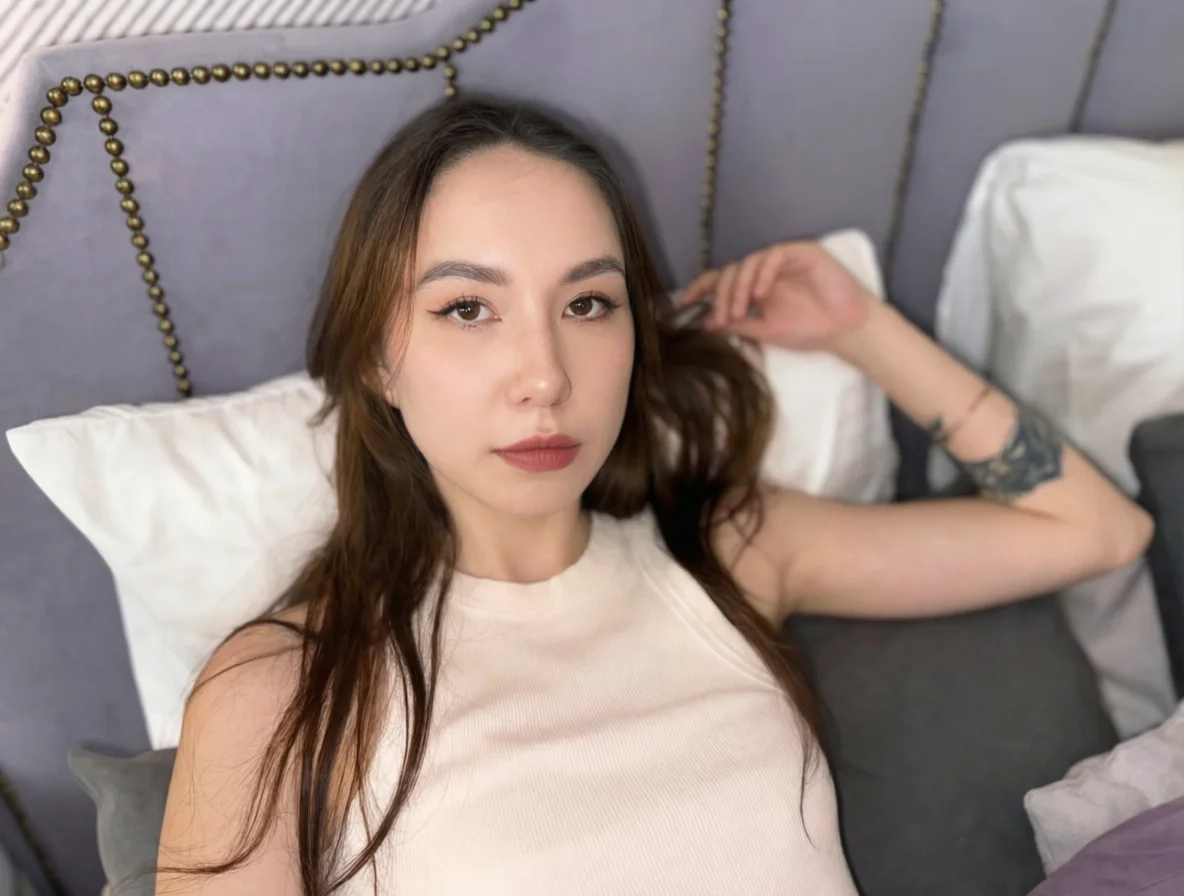 XXX Porn Photo of Nude EmilyGray__ 3