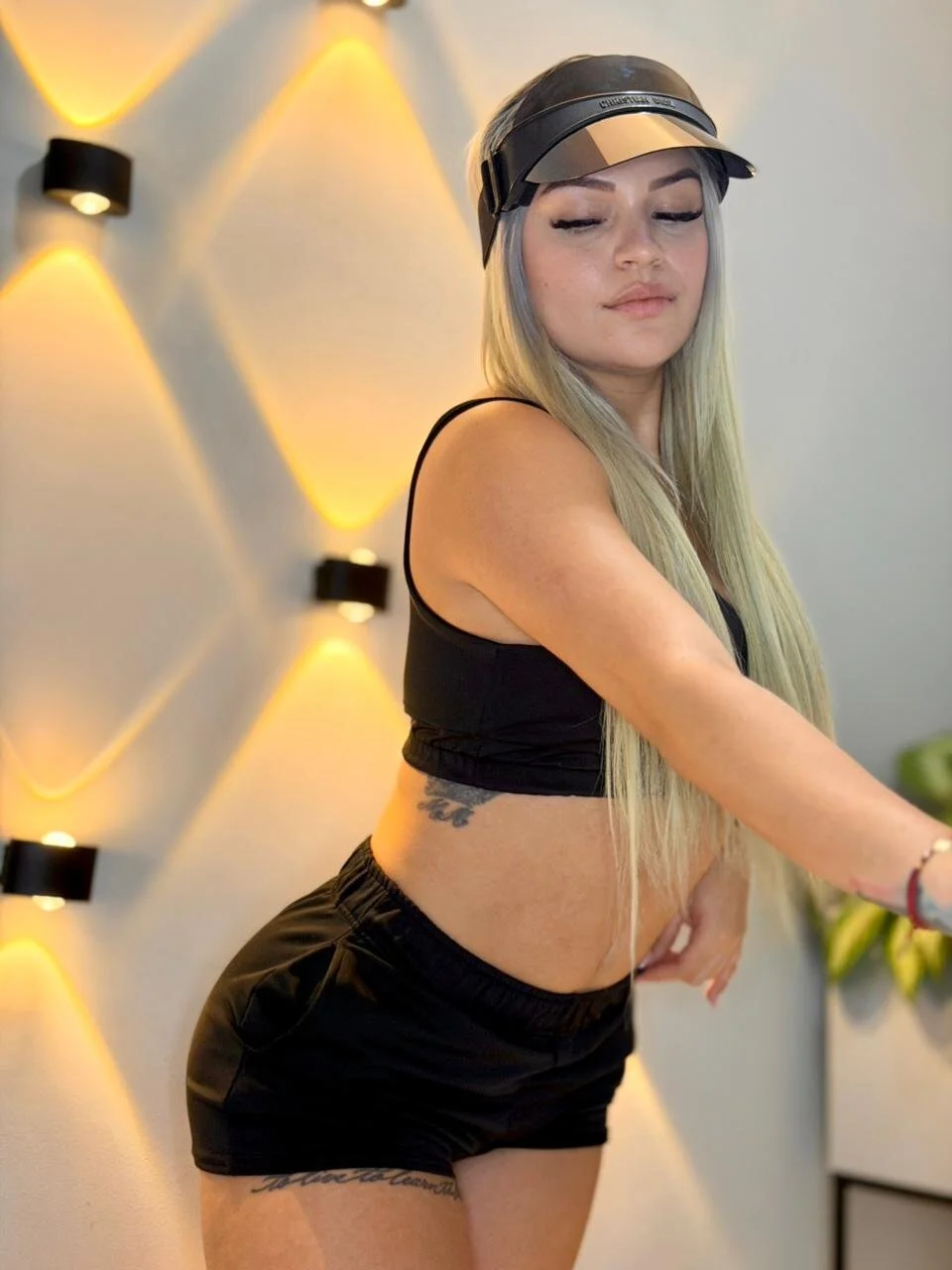XXX Porn Photo of Nude milaowens 129