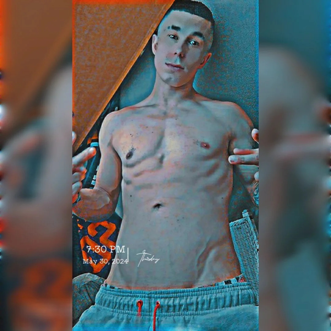 XXX Porn Photo of Nude --D-a-D-D-y- 6