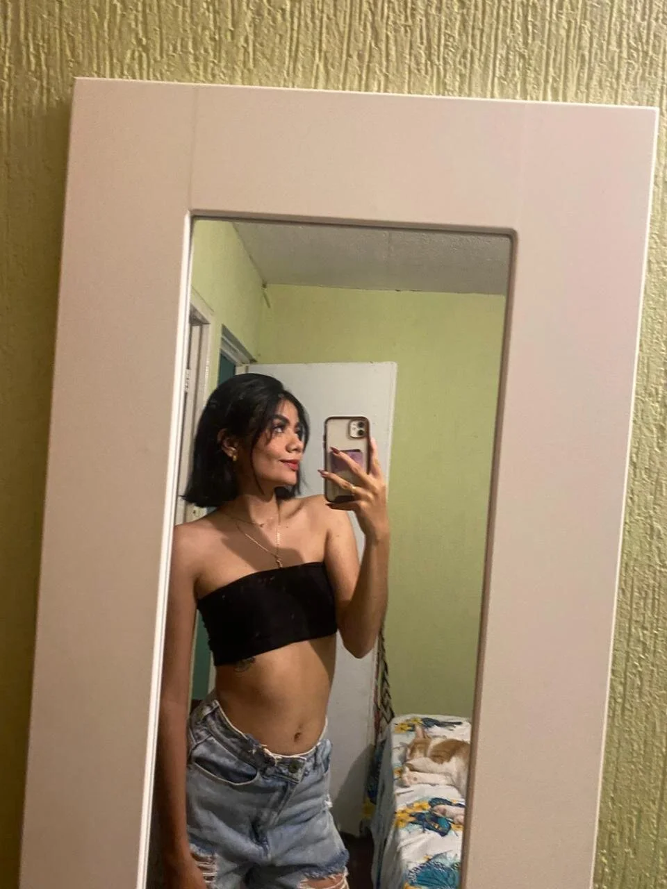 XXX Porn Photo of Nude mia_kisses2 23