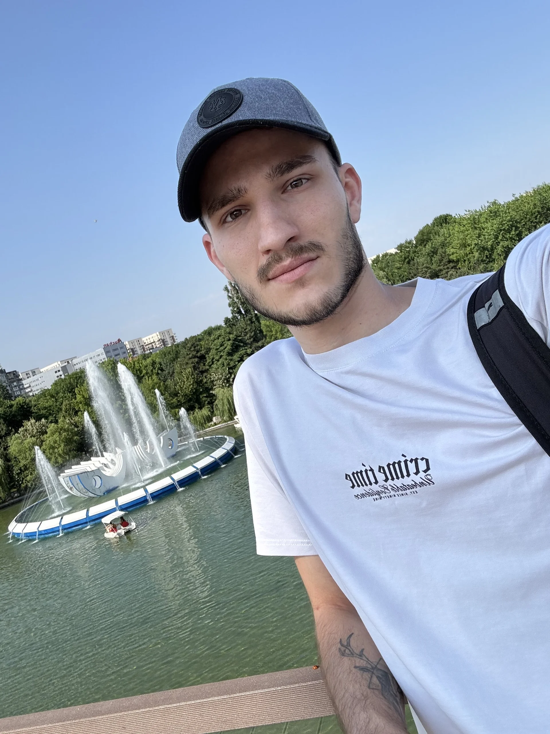 XXX Porn Photo of Nude yoyoboy988 16