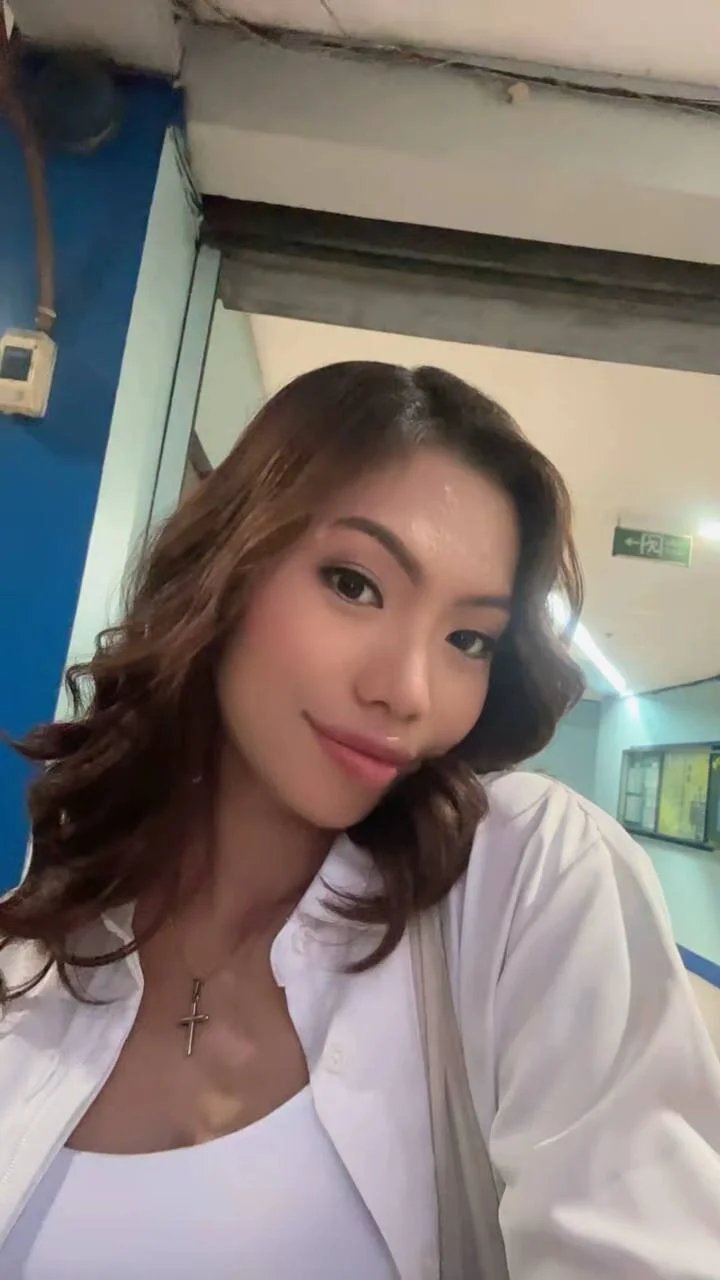 XXX Porn Photo of Nude GlenniePuett 3