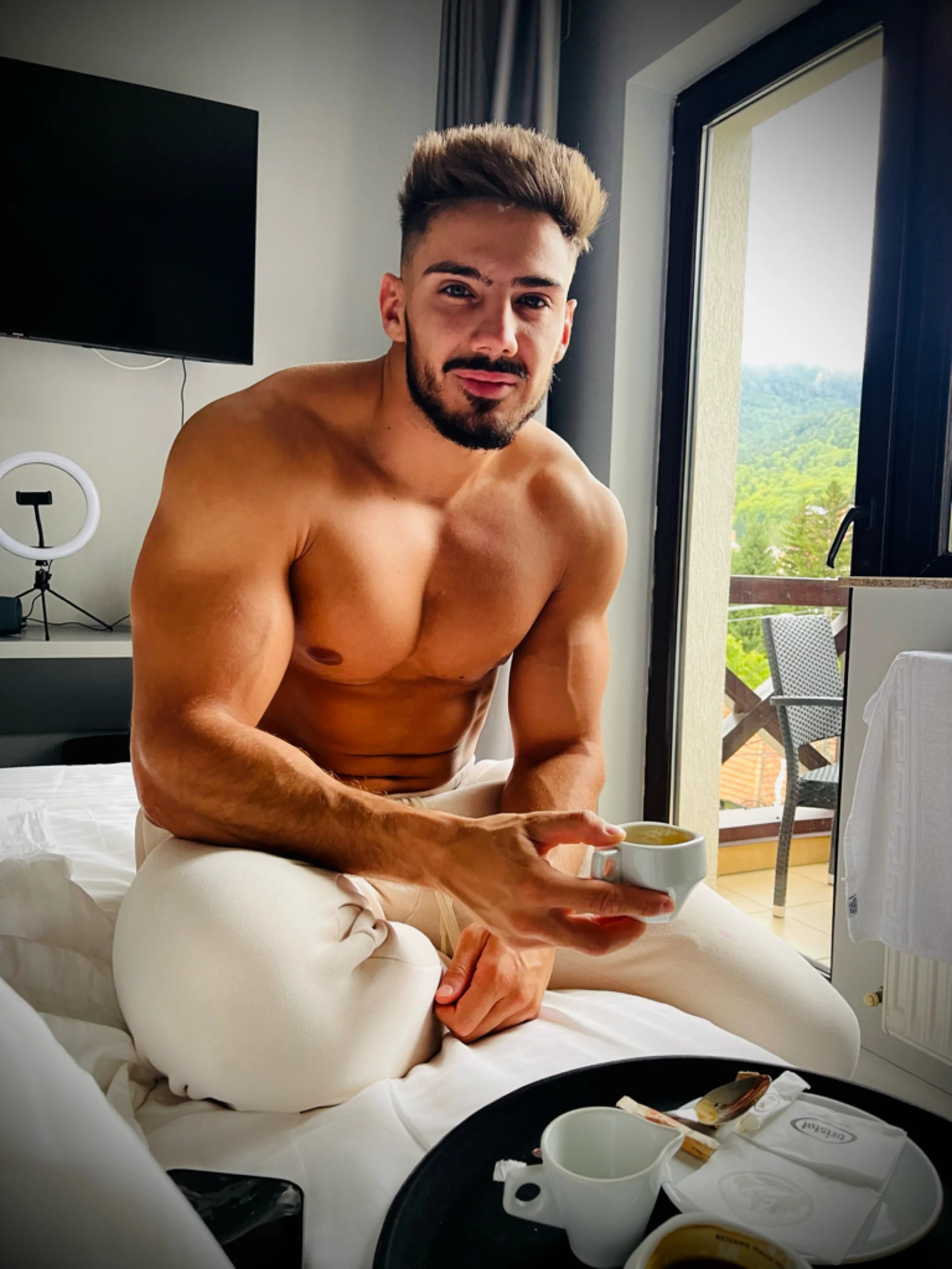 XXX Porn Photo of Nude DustinKeent 40